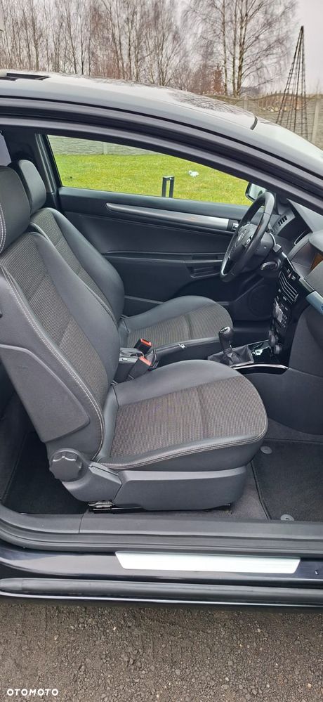 Opel Astra 1.6 Cosmo - 31