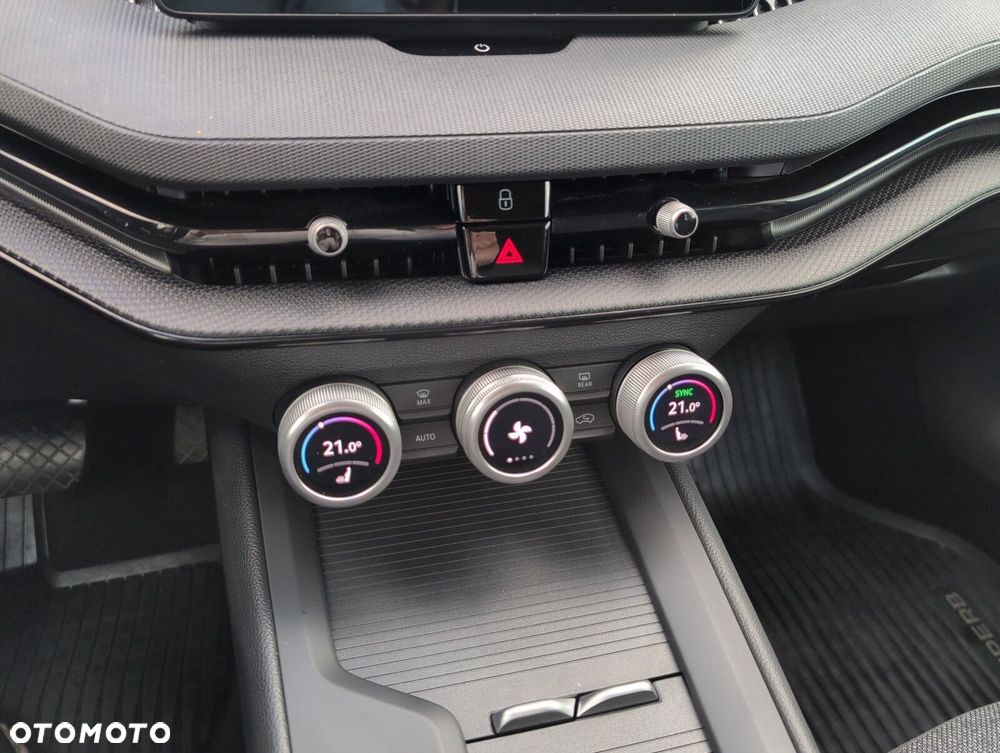 Skoda Superb 1.5 TSI mHEV Essence DSG - 32