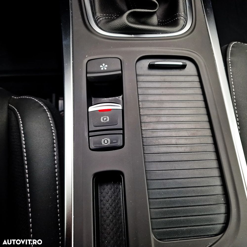 Renault Megane TCe 140 GPF Intens - 21