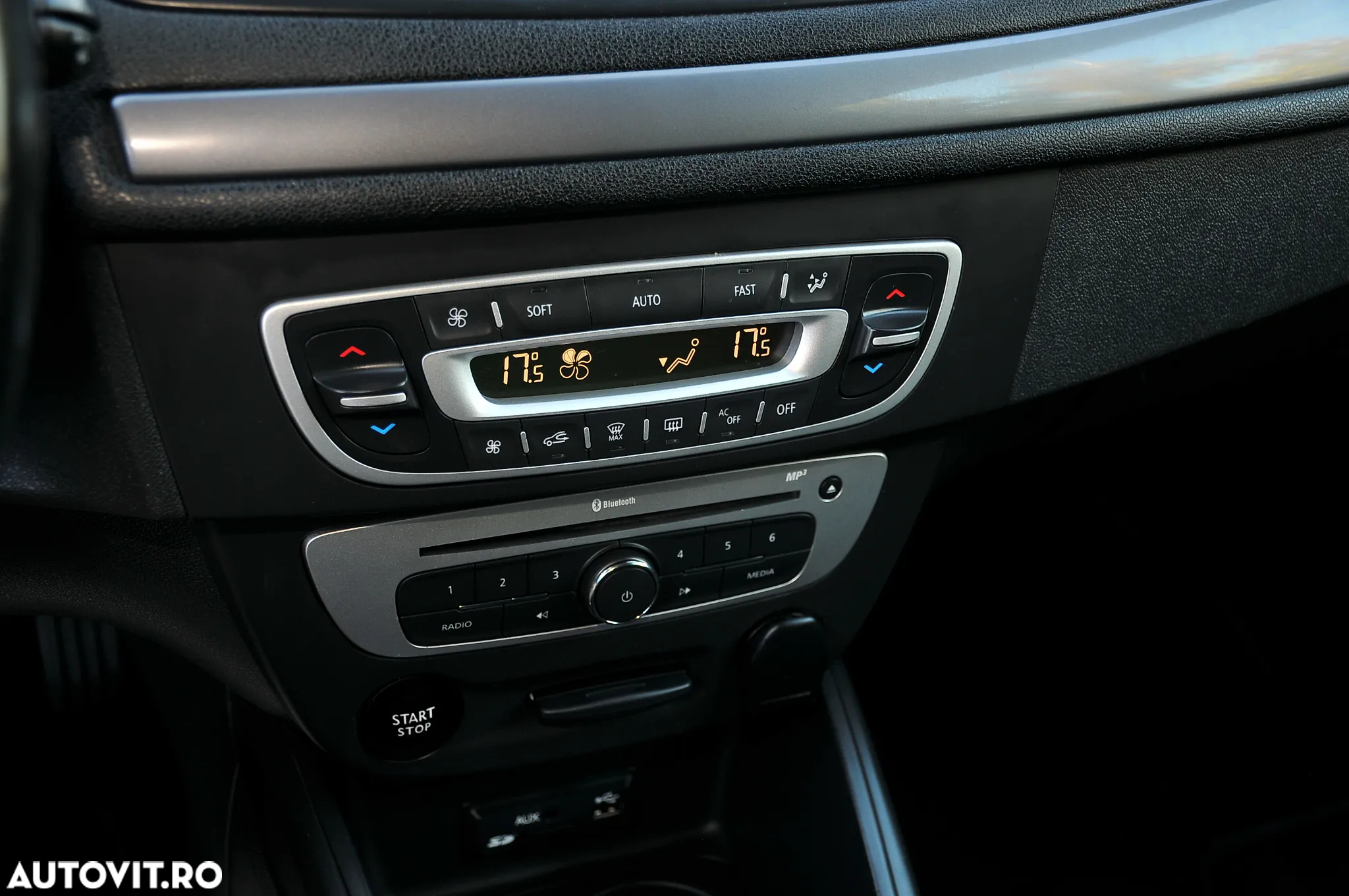 Renault Megane dCi 110 FAP LIMITED - 15
