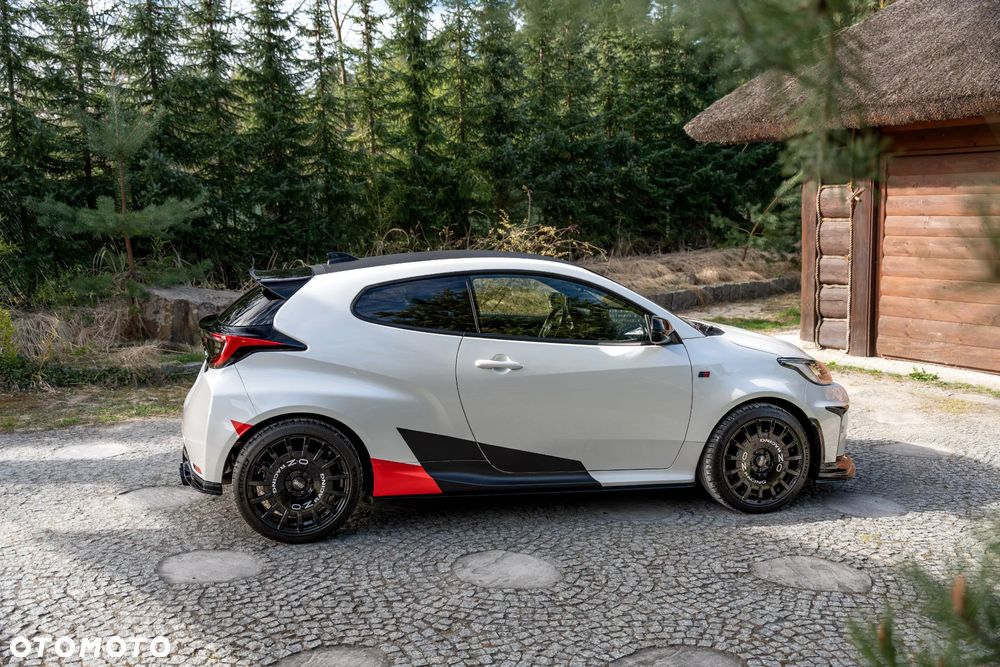 Toyota GR Yaris 1.6 Dynamic - 8