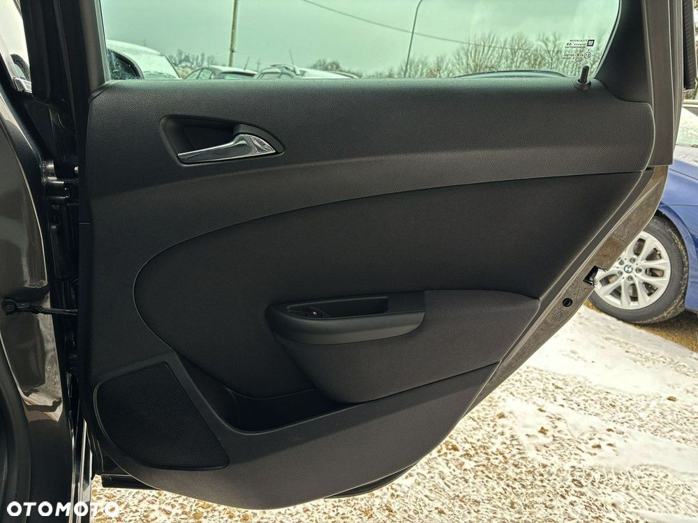 Opel Astra 1.4 Turbo Innovation - 19