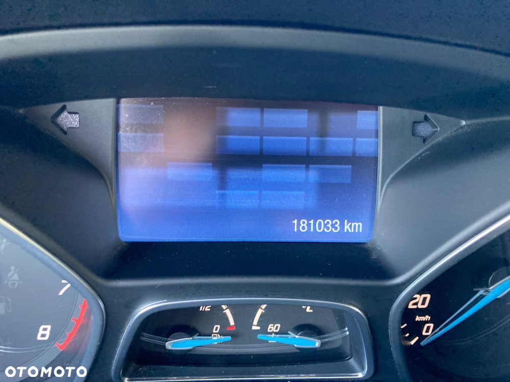 Ford Focus 1.6 EcoBoost Titanium - 28