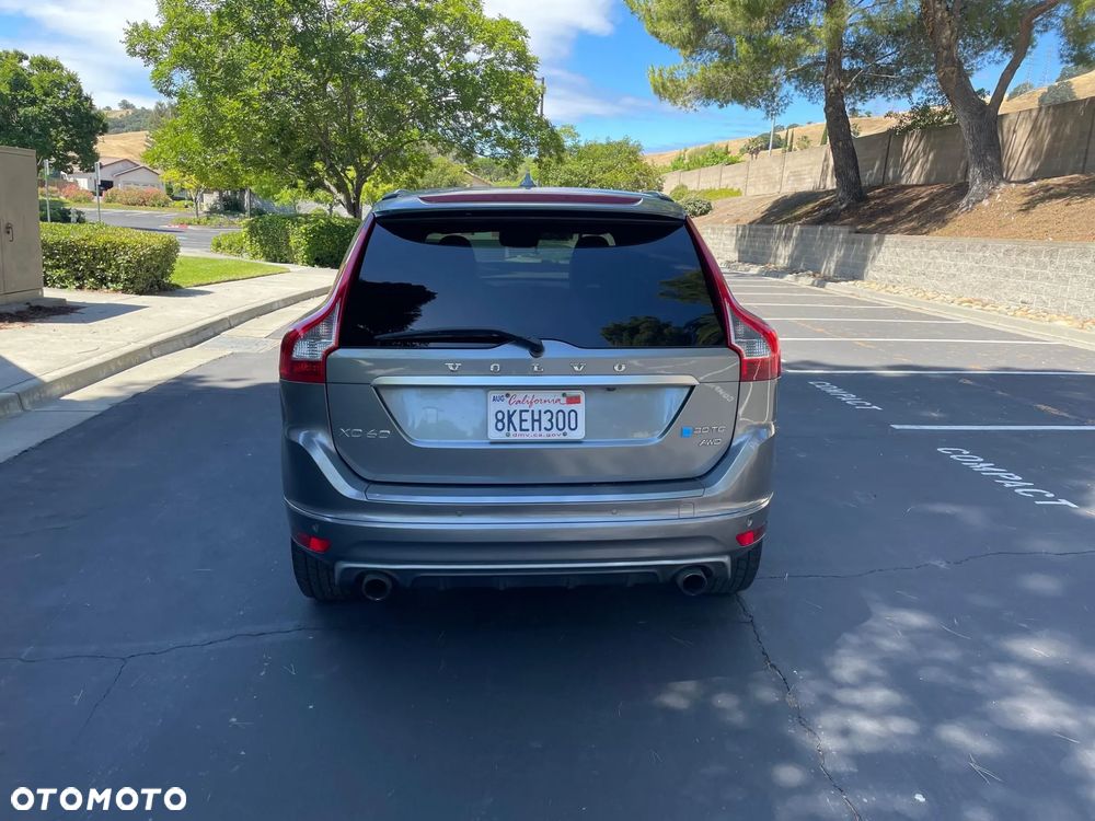 Volvo XC 60 - 6