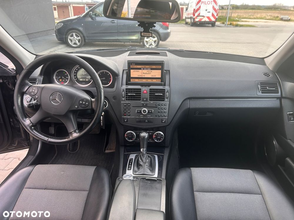 Mercedes-Benz Klasa C 200 CDI DPF Automatik BlueEFFICIENCY Avantgarde - 14