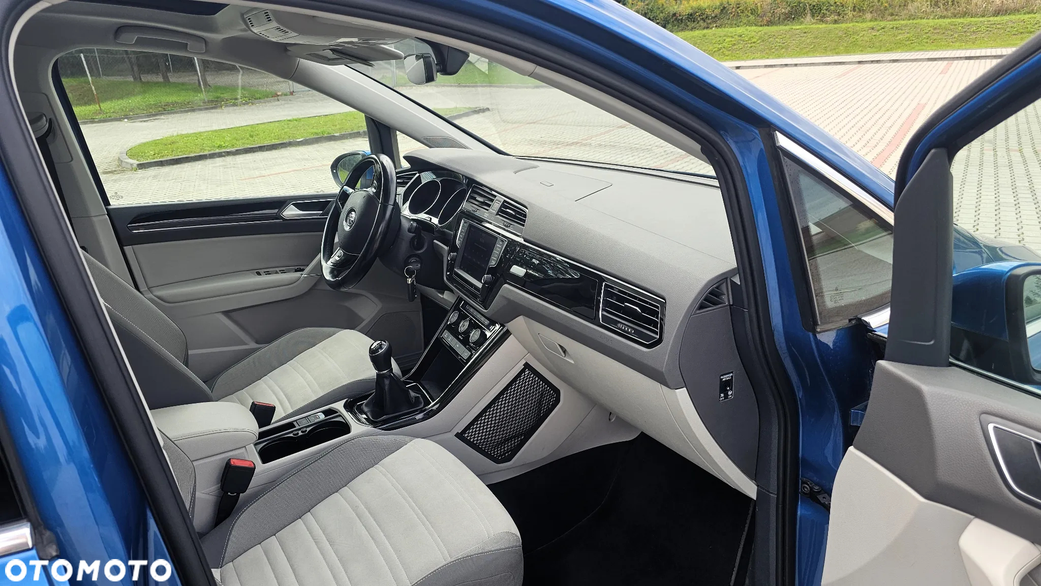 Volkswagen Touran 2.0 TDI BMT Highline - 20