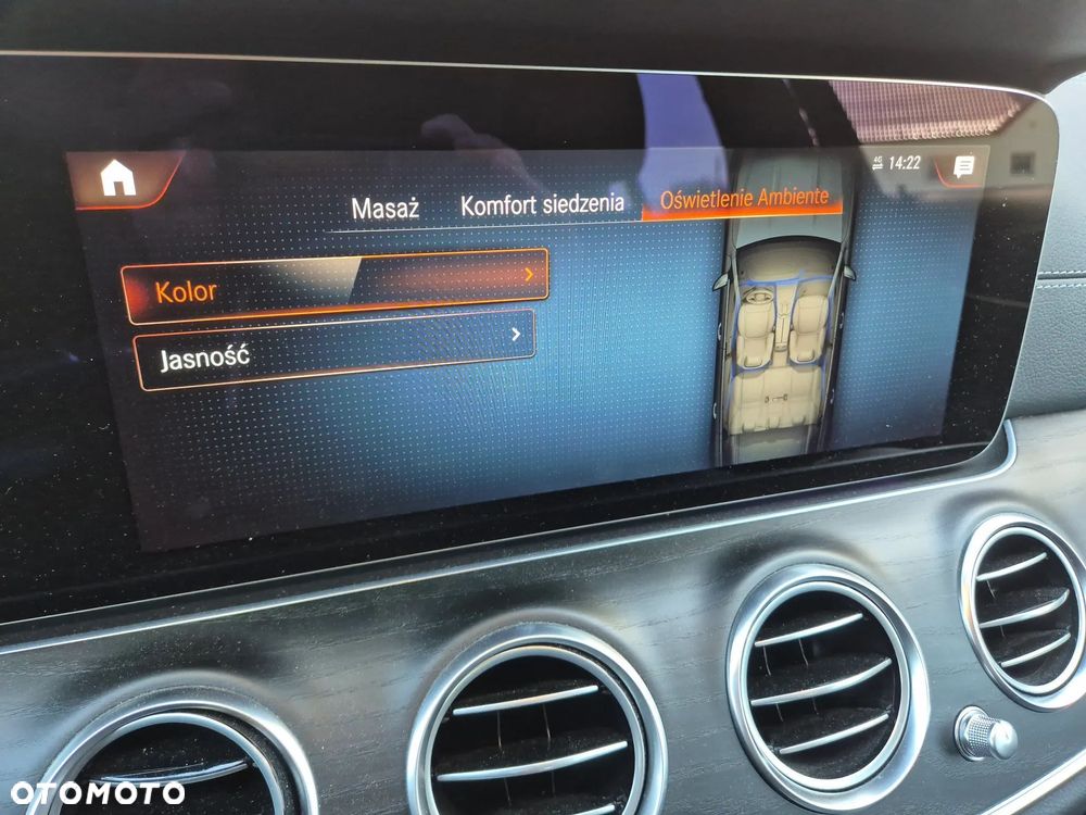 Mercedes-Benz Klasa E 220 d 9G-TRONIC AMG Line - 27