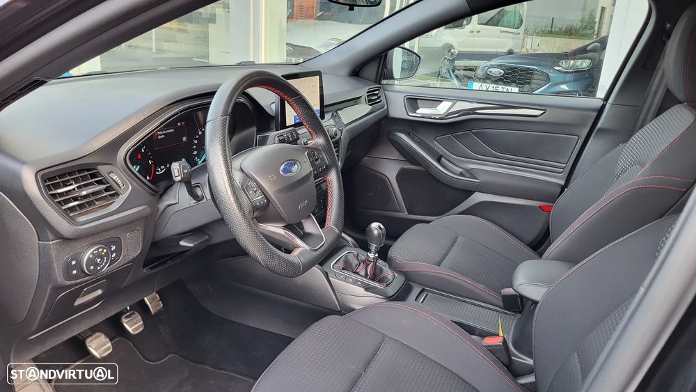 Ford Focus 1.5 TDCi ECOBlue ST-Line - 9
