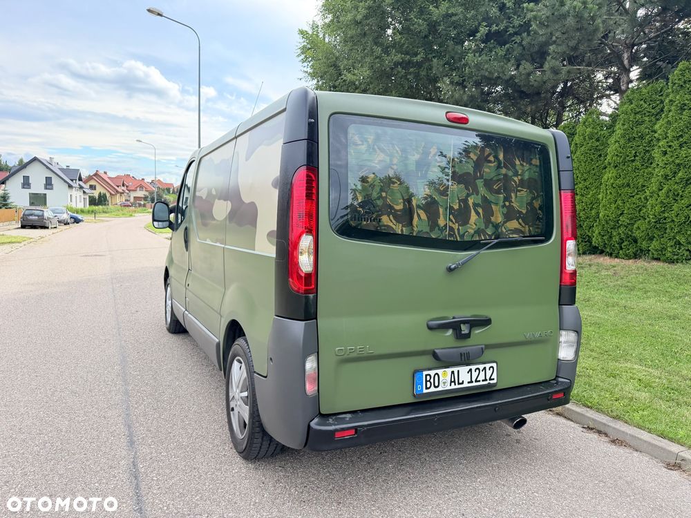 Opel Vivaro - 27