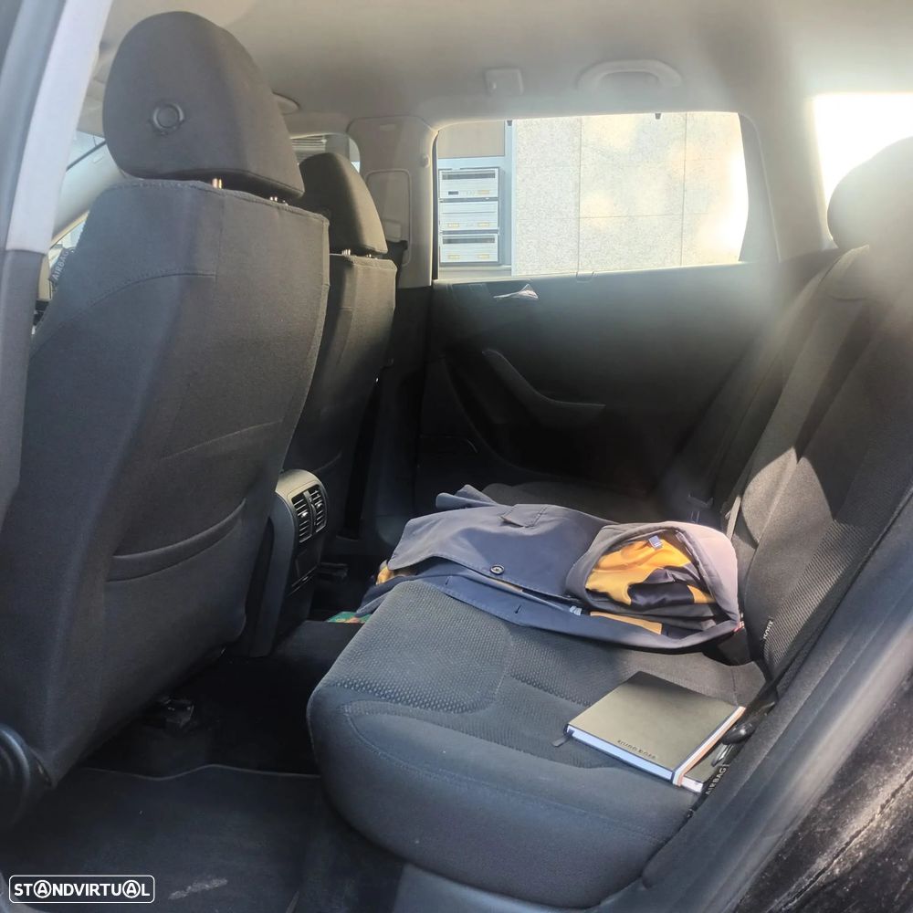 VW Passat Variant - 9