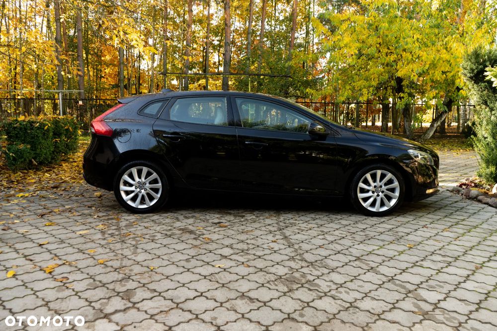 Volvo V40 2012 photo 5