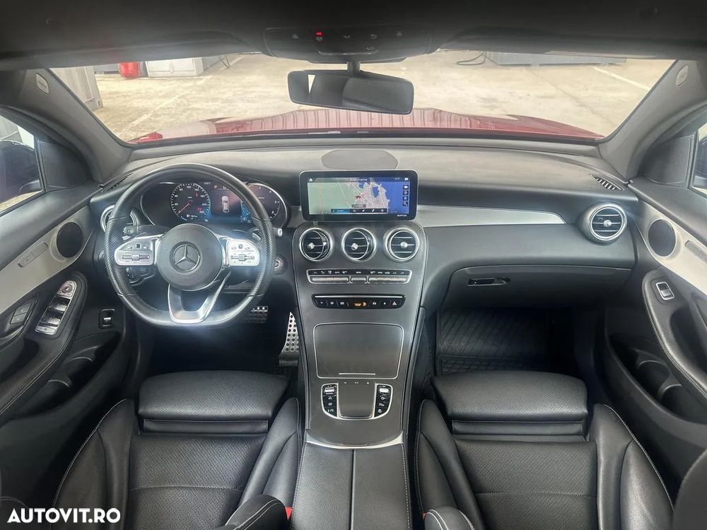 Mercedes-Benz GLC Coupe 300 d 4MATIC - 11