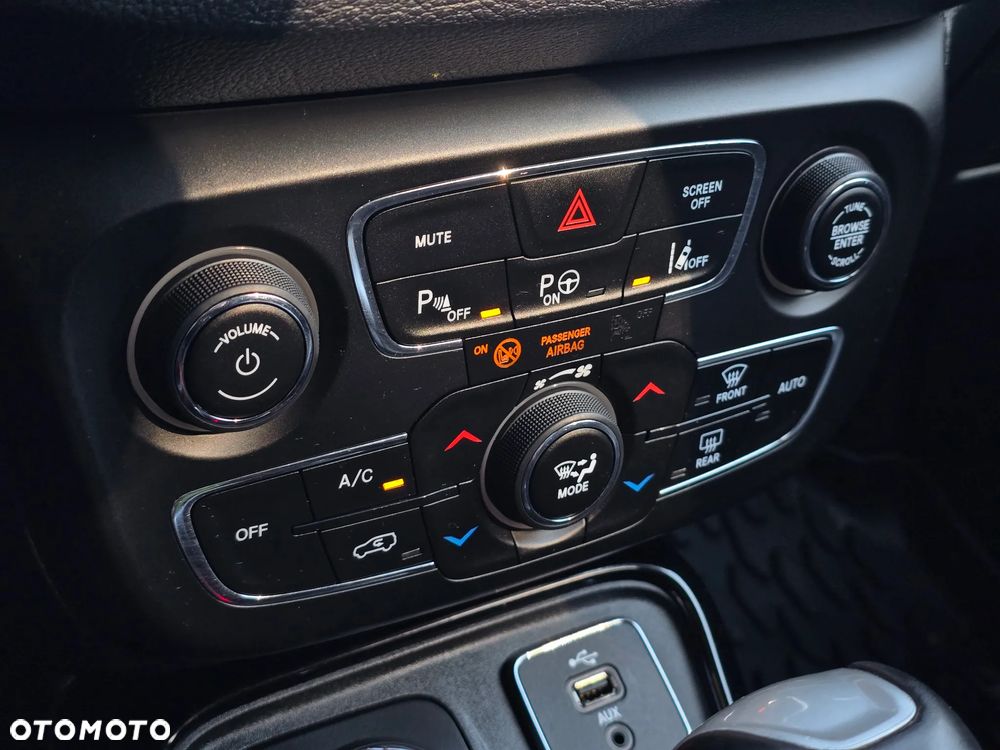 Jeep Compass 2.0 MJD Limited 4WD S&S - 30