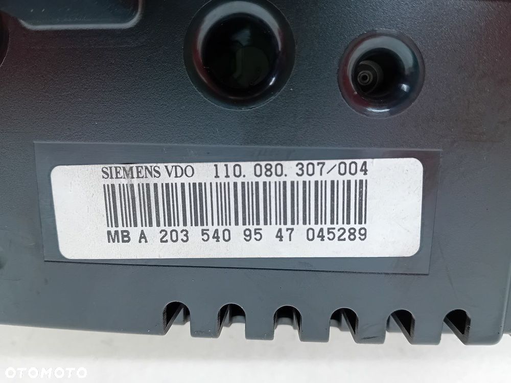 LICZNIK MERCEDES-BENZ KLASA C W203 2.2 CDI KOMBI A5C53104667 110.080.307 - 8