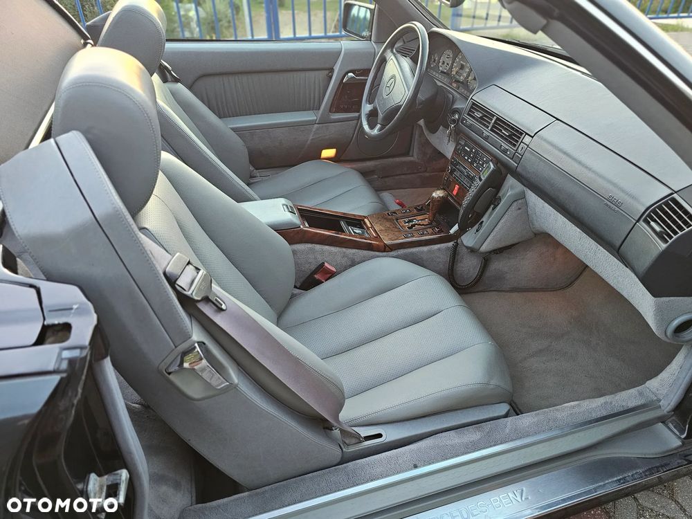 Mercedes-Benz SL - 19