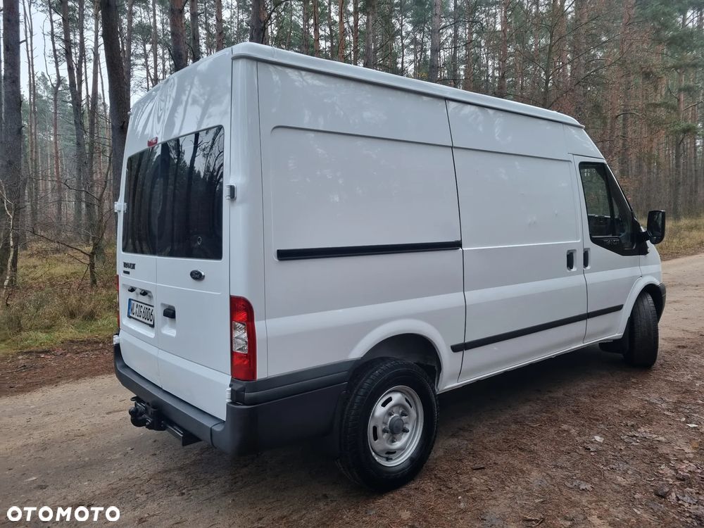 Ford Transit - 26