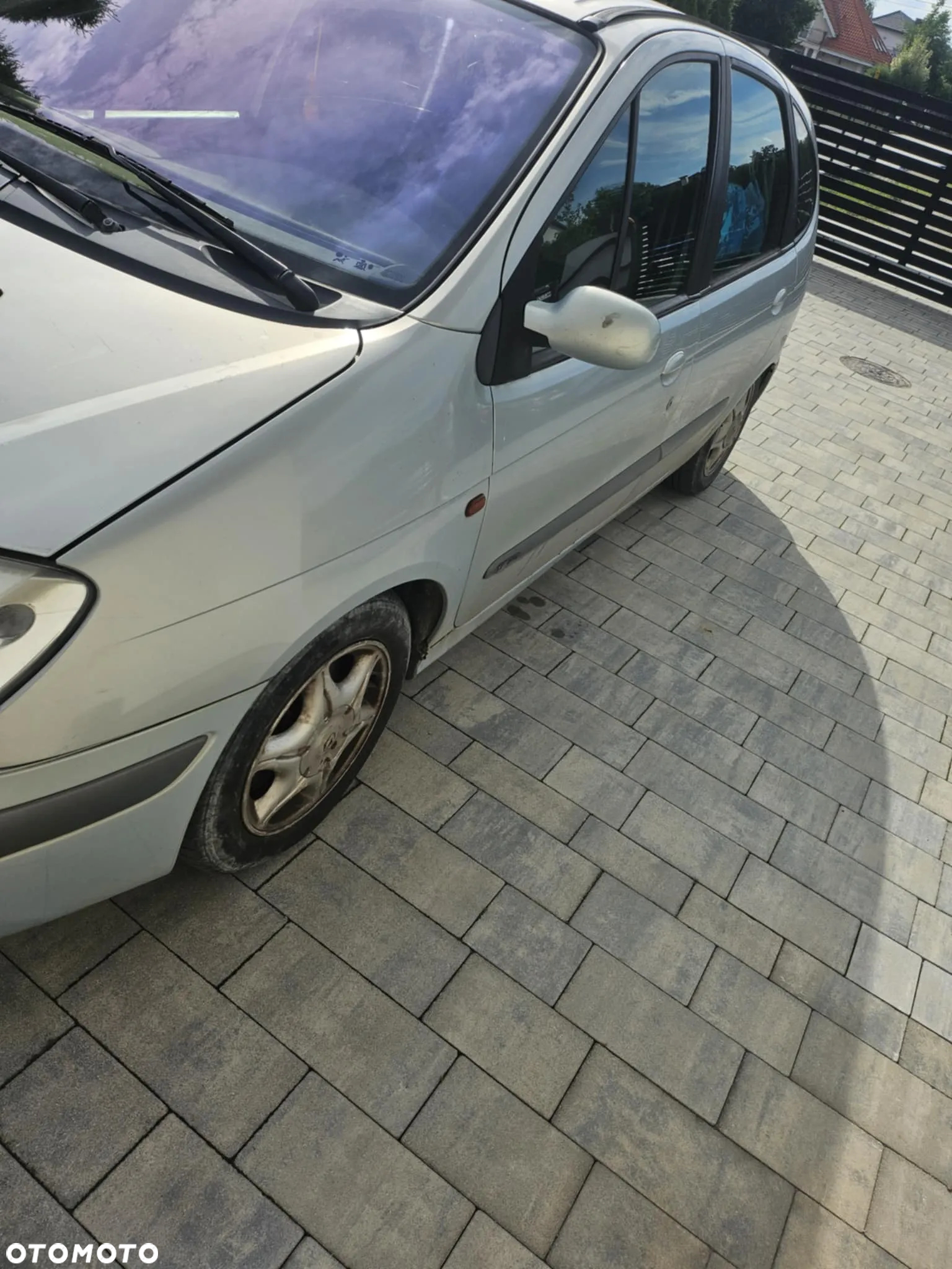 Renault Scenic 1.6 16V Alize - 3