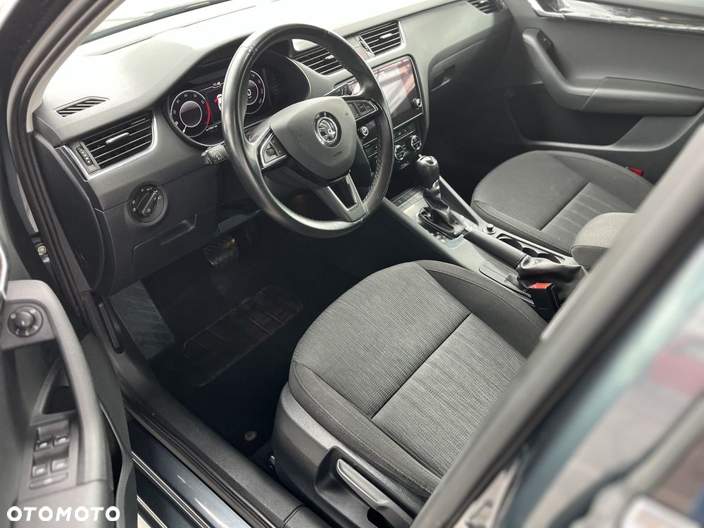 Skoda Octavia 2.0 TSI Style DSG - 18