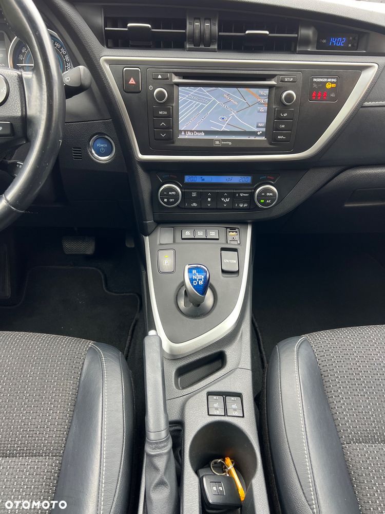 Toyota Auris 1.8 HSD Luna - 25