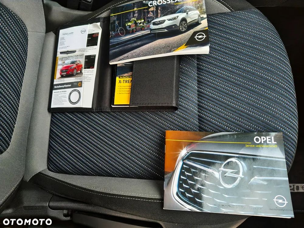 Opel Crossland X 1.2 Start/Stop 120 Jahre - 33