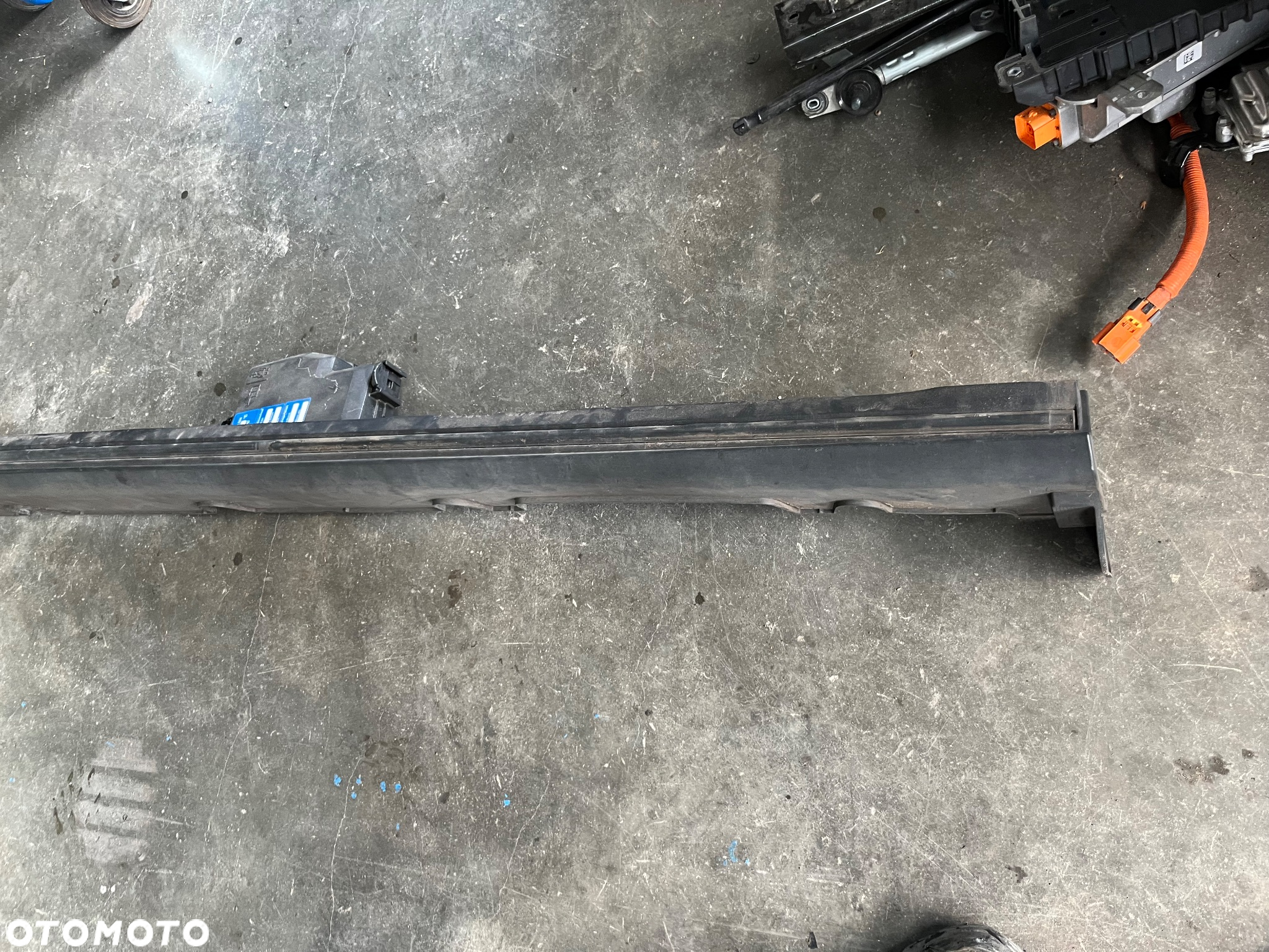 Listwa progowa lewa Hyundai IONIQ 5 - 3