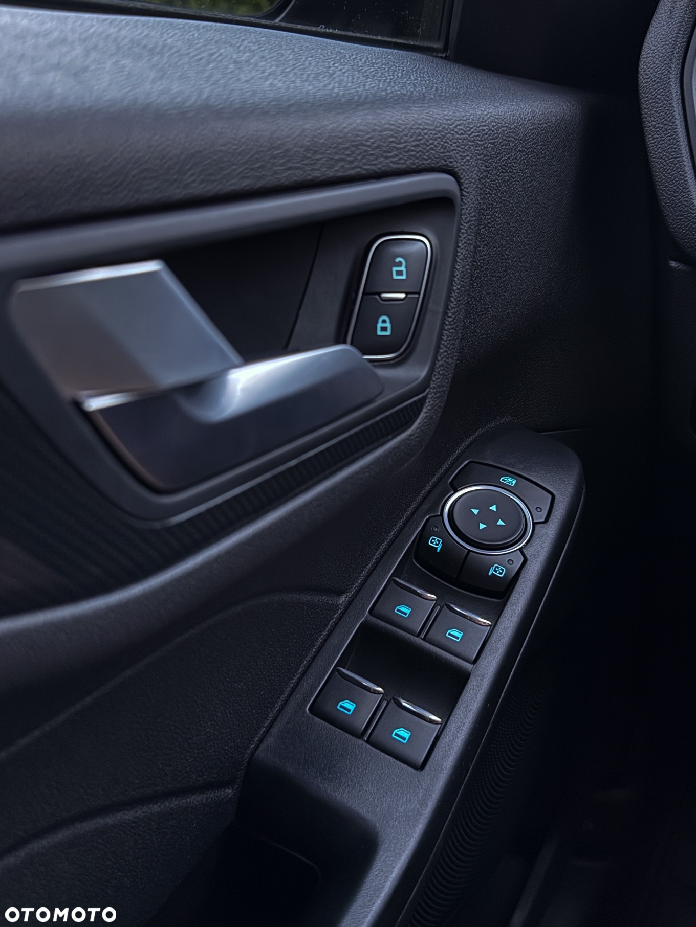 Ford Escape - 24