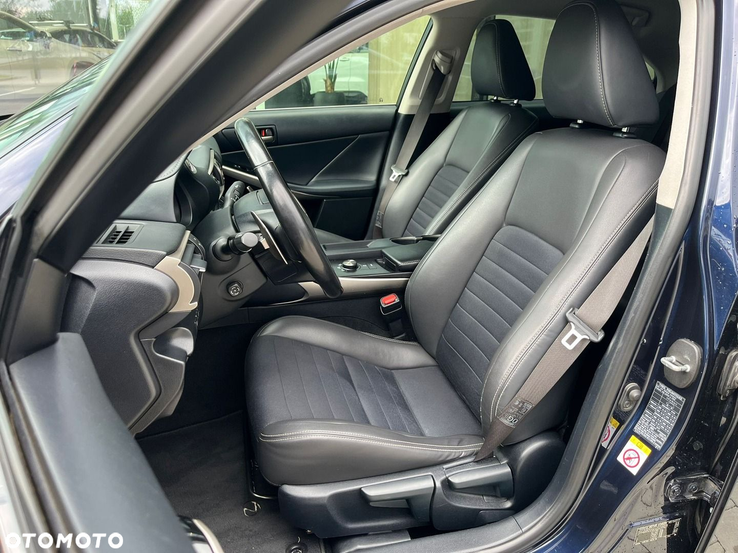 Lexus IS 200t Elegance - 6
