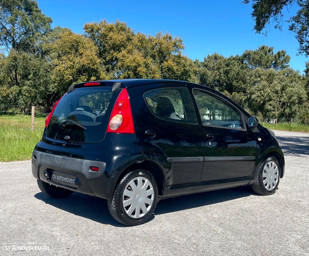 Peugeot 107 1.0 Urban - 5