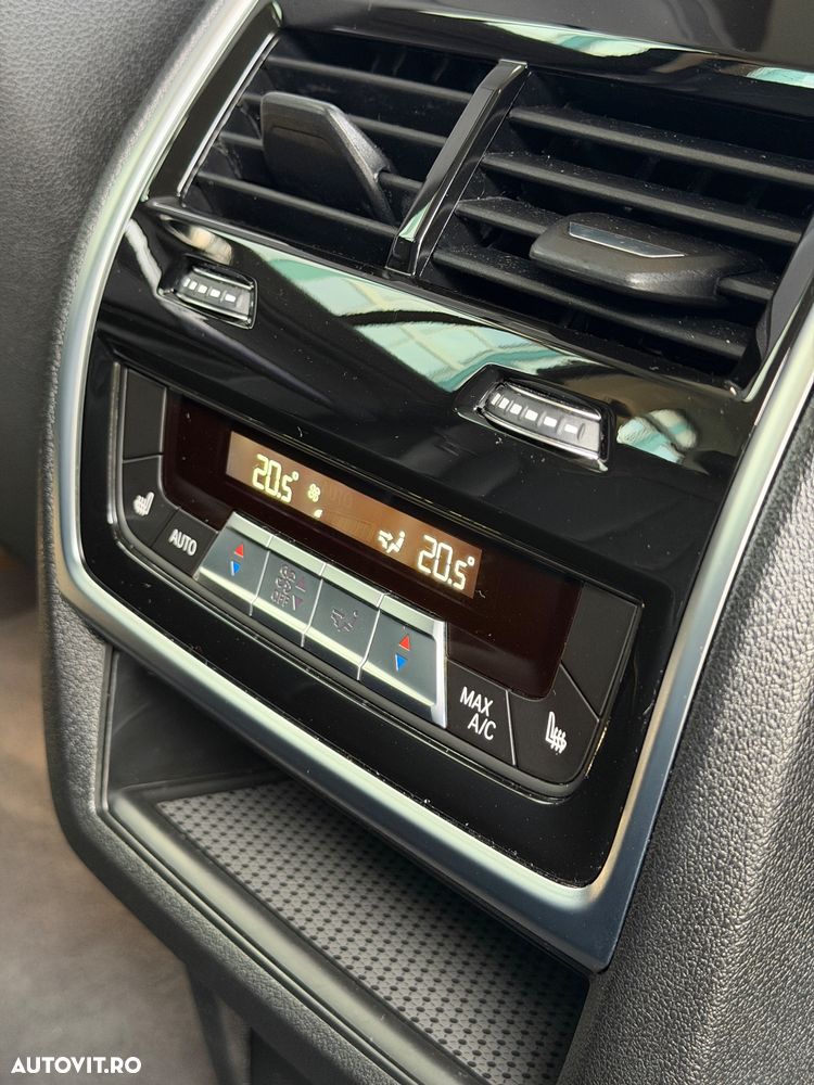 BMW X5 xDrive45e - 24