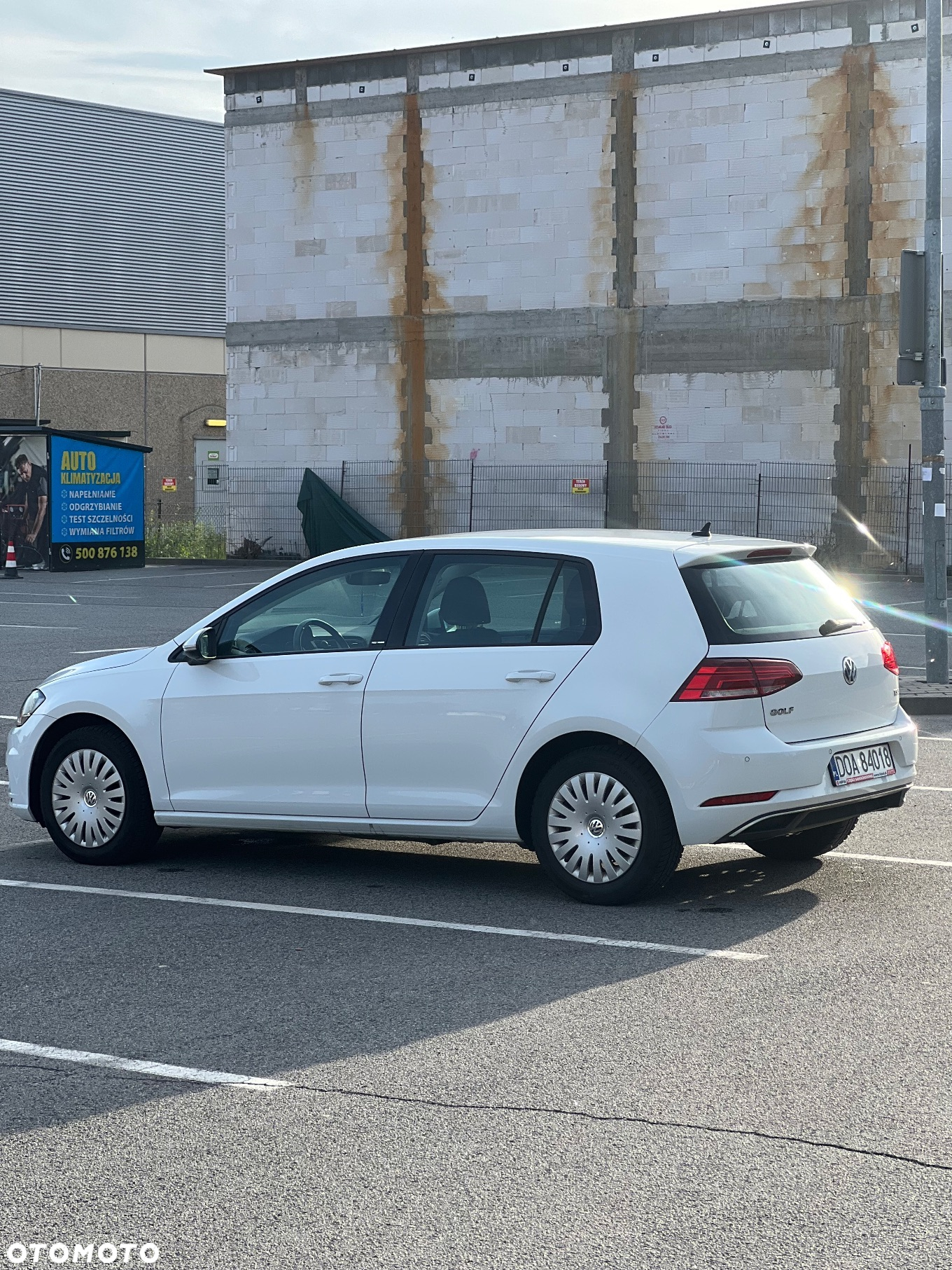 Volkswagen Golf 1.0 TSI (BlueMotion Technology) Comfortline - 4