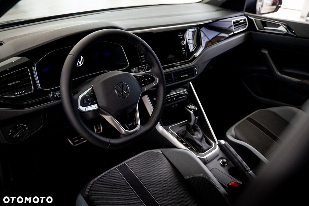 Volkswagen Polo - 12