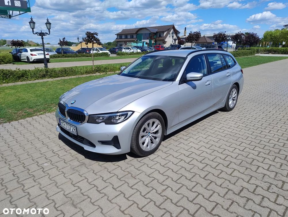 BMW Seria 3 318d - 2
