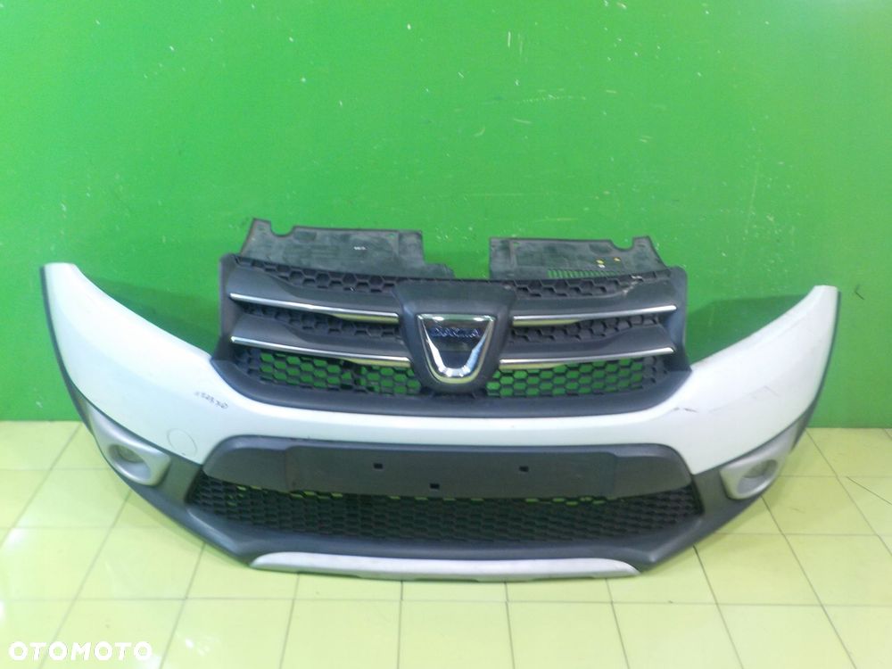 DACIA SANDERO II STEPWAY 0.9 B 15r 5D zderzak przod - 2