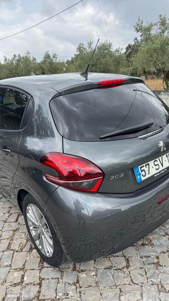 Peugeot 208 1.2 PureTech Style - 7