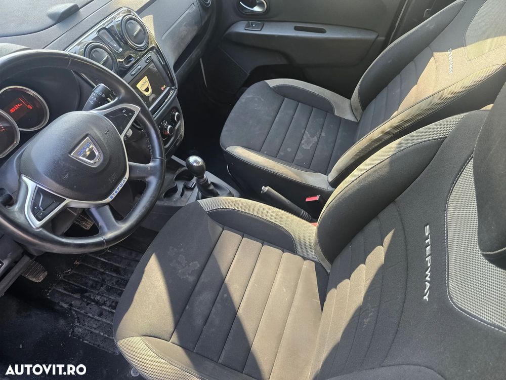 Dacia Lodgy 1.5 Blue dCi Stepway - 3