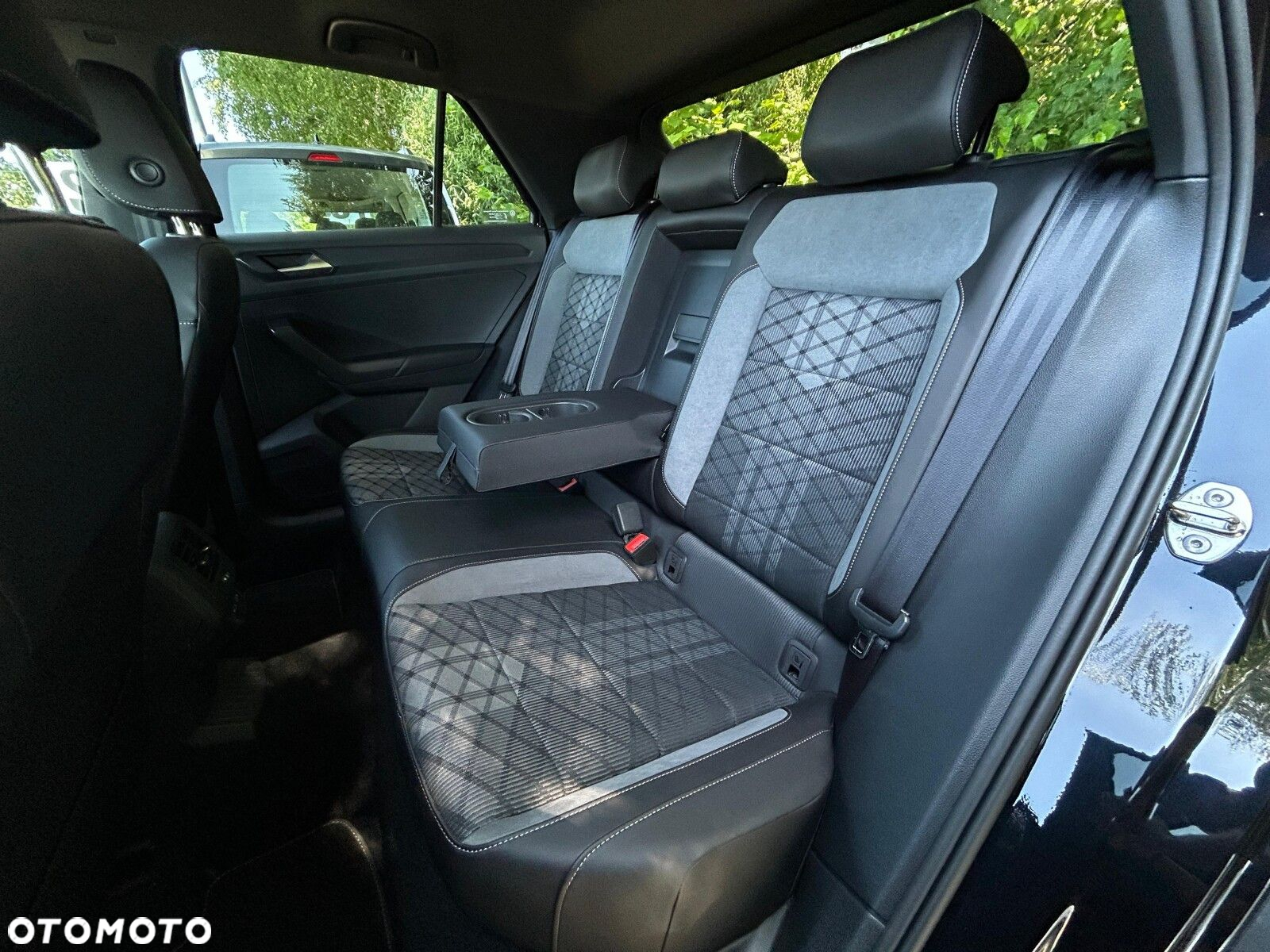 Volkswagen T-Roc 1.5 TSI R-Line DSG - 19
