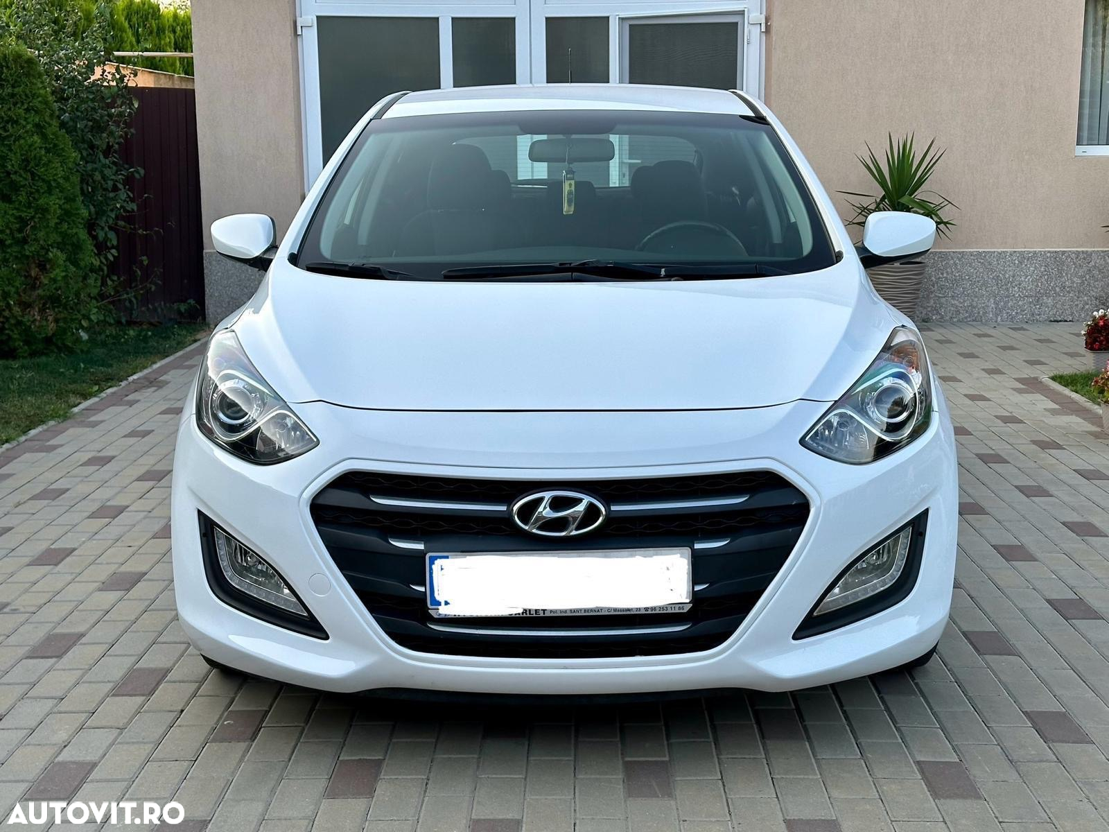 Hyundai i30 1.4 100CP 5DR M/T Comfort - 2