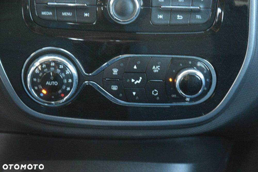Renault Captur ENERGY TCe 120 EDC Crossborder - 28