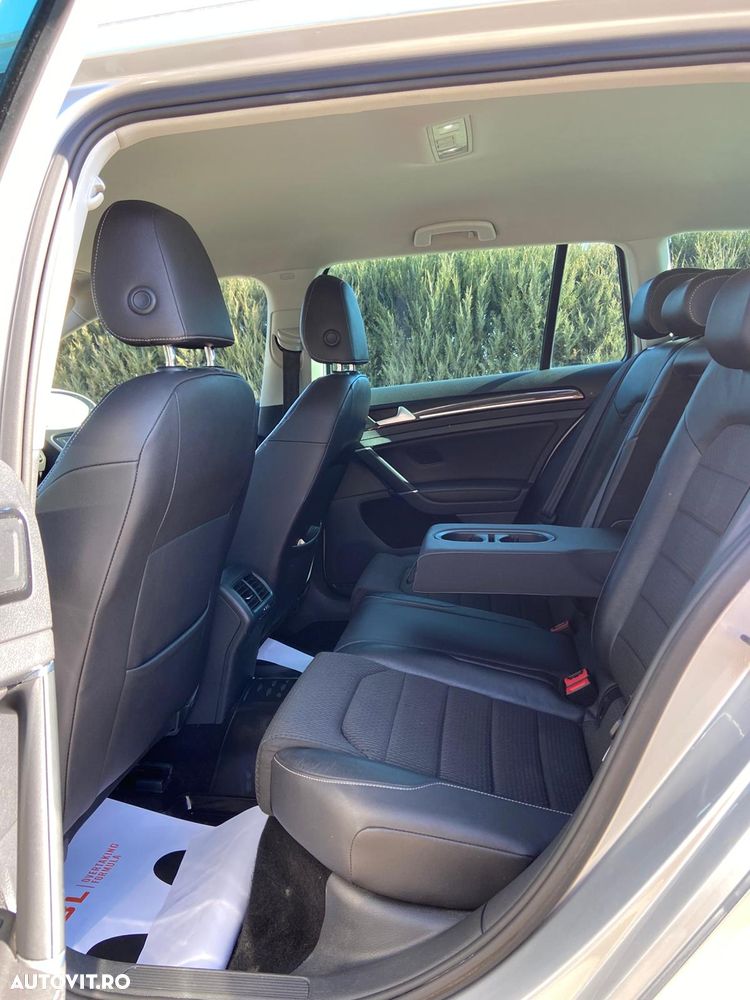 Volkswagen Golf 1.6 TDI BlueMotion Comfortline - 7