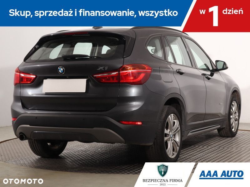 BMW X1 - 7