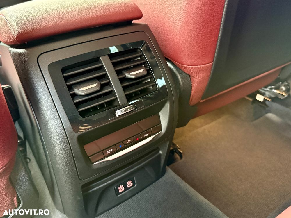 BMW X3 xDrive20d AT Luxury Line - 12