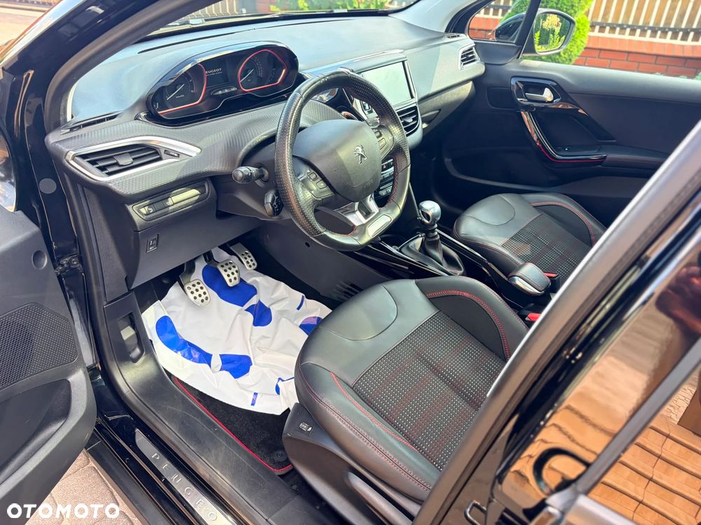 Peugeot 2008 BlueHDi FAP 120 STOP & START GT-Line Edition - 18