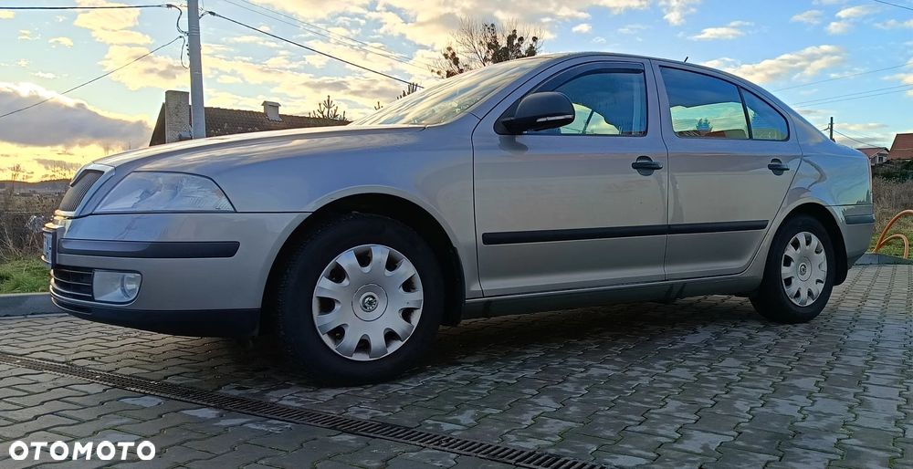 Skoda Octavia 1.6 Active - 4