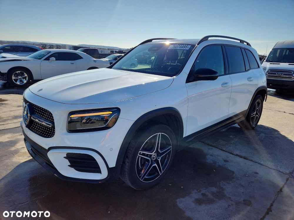 Mercedes-Benz GLB 250 4Matic 8G-DCT - 2