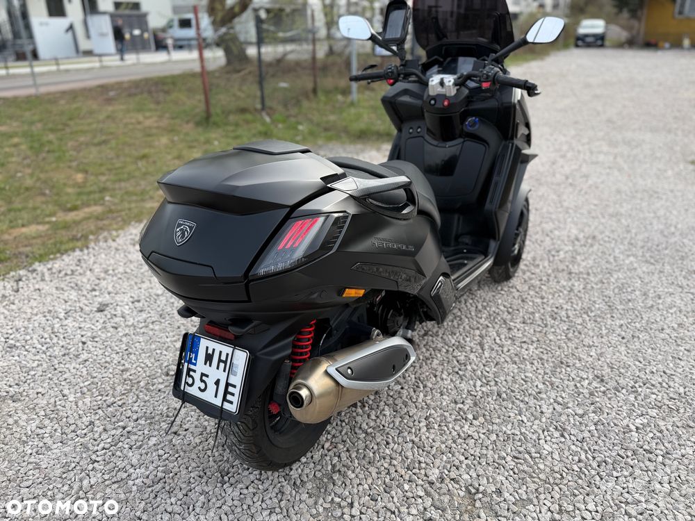 Peugeot Metropolis - 4