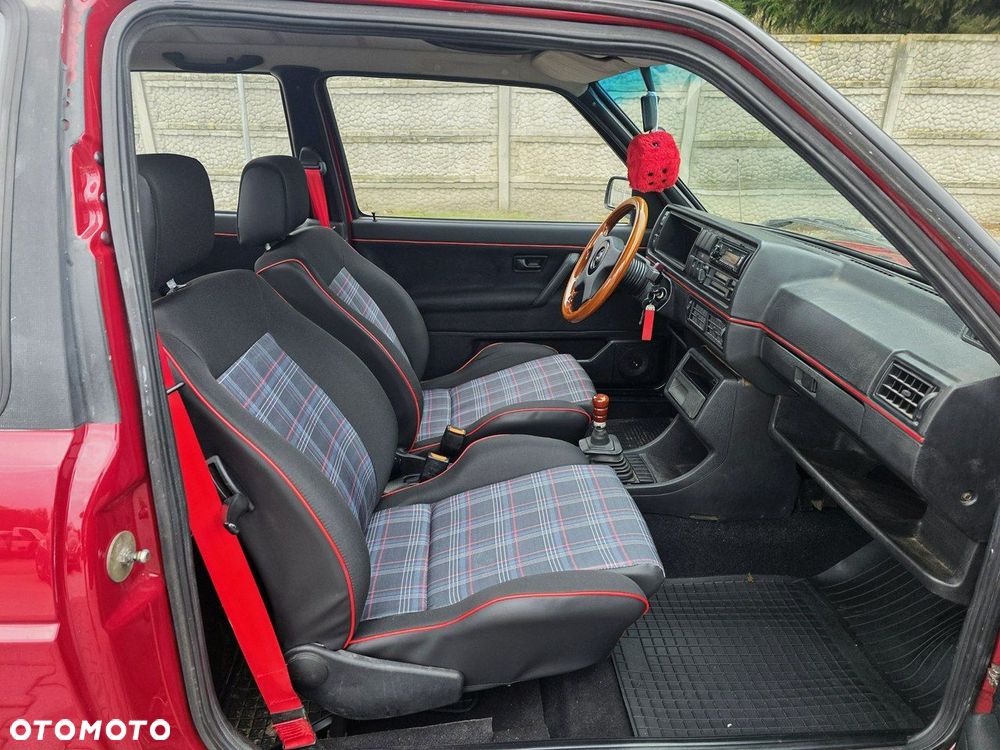 Volkswagen Jetta 1.3 GL - 20