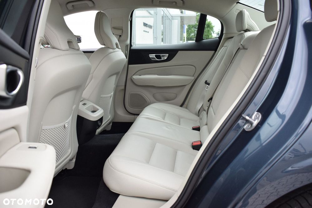 Volvo S60 - 21