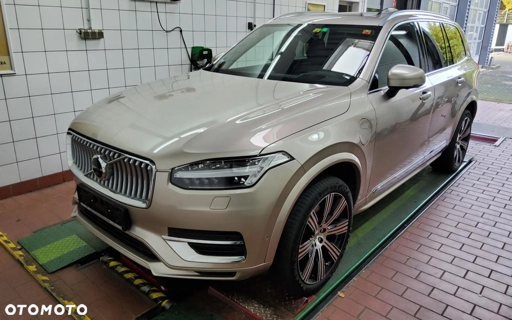 Volvo XC 90 - 1
