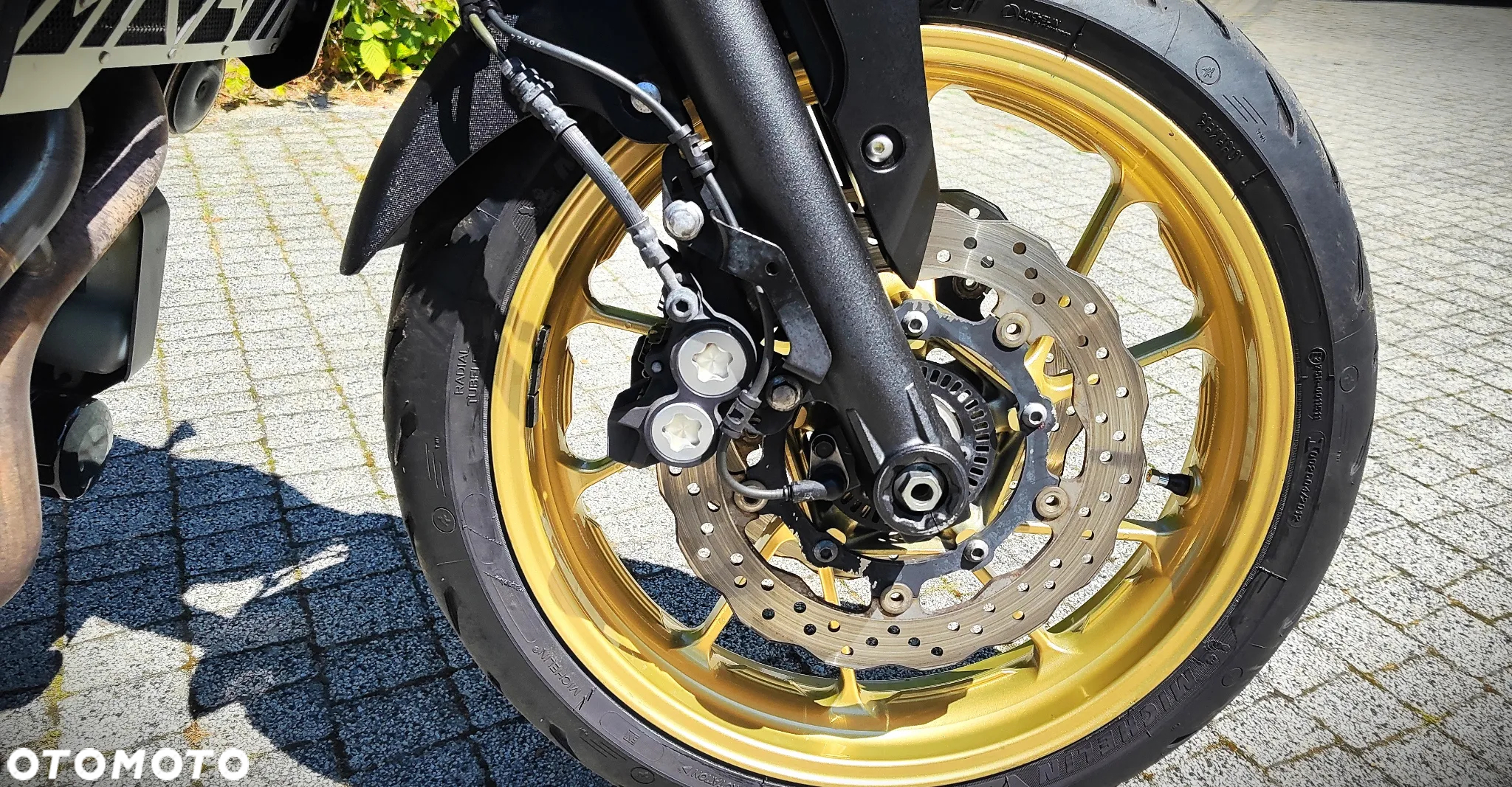 Yamaha MT - 16