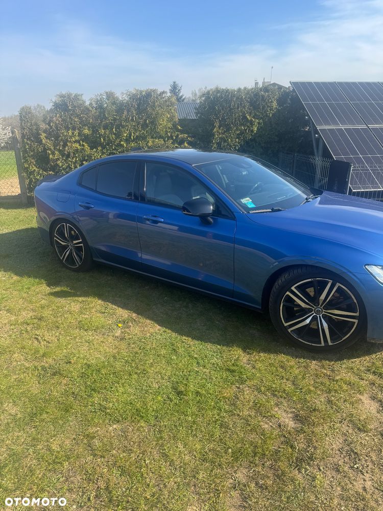 Volvo S60 T5 AWD R-Design - 2